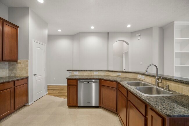 Building Photo - 1234 Walston Ridge Dr