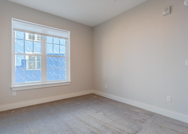 Building Photo - 18 Sullivan St