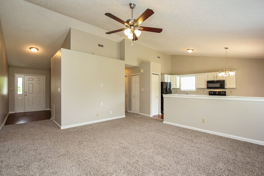 Building Photo - 5882 Glen Haven Blvd