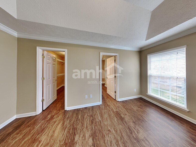 Building Photo - 5283 Catspaw Dr