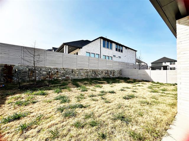 Building Photo - 3425 Teasdale Dr