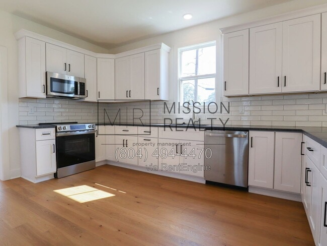 Building Photo - 4338 North Ave