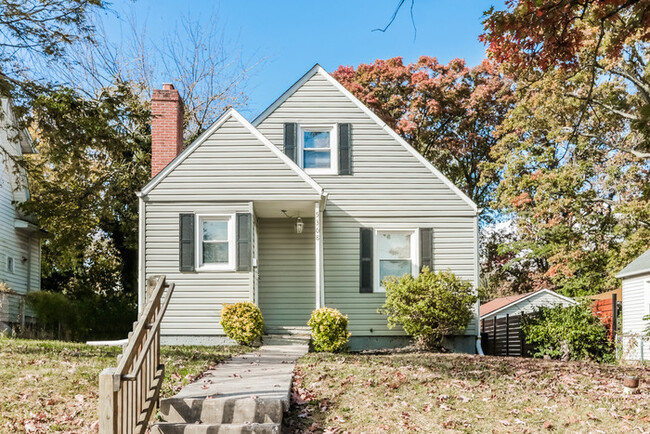 Primary Photo - 3 Bedroom on Kenilworth Ave