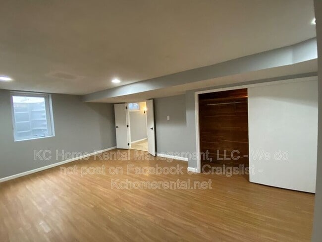 Building Photo - 6809 Marty St