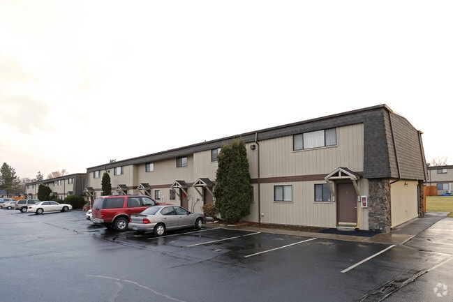 Building Photo - Rim Rock Villa Apartments