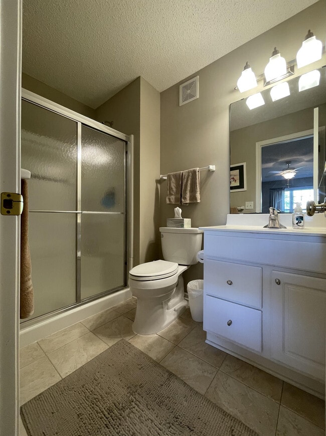 Building Photo - 7629 Century Blvd