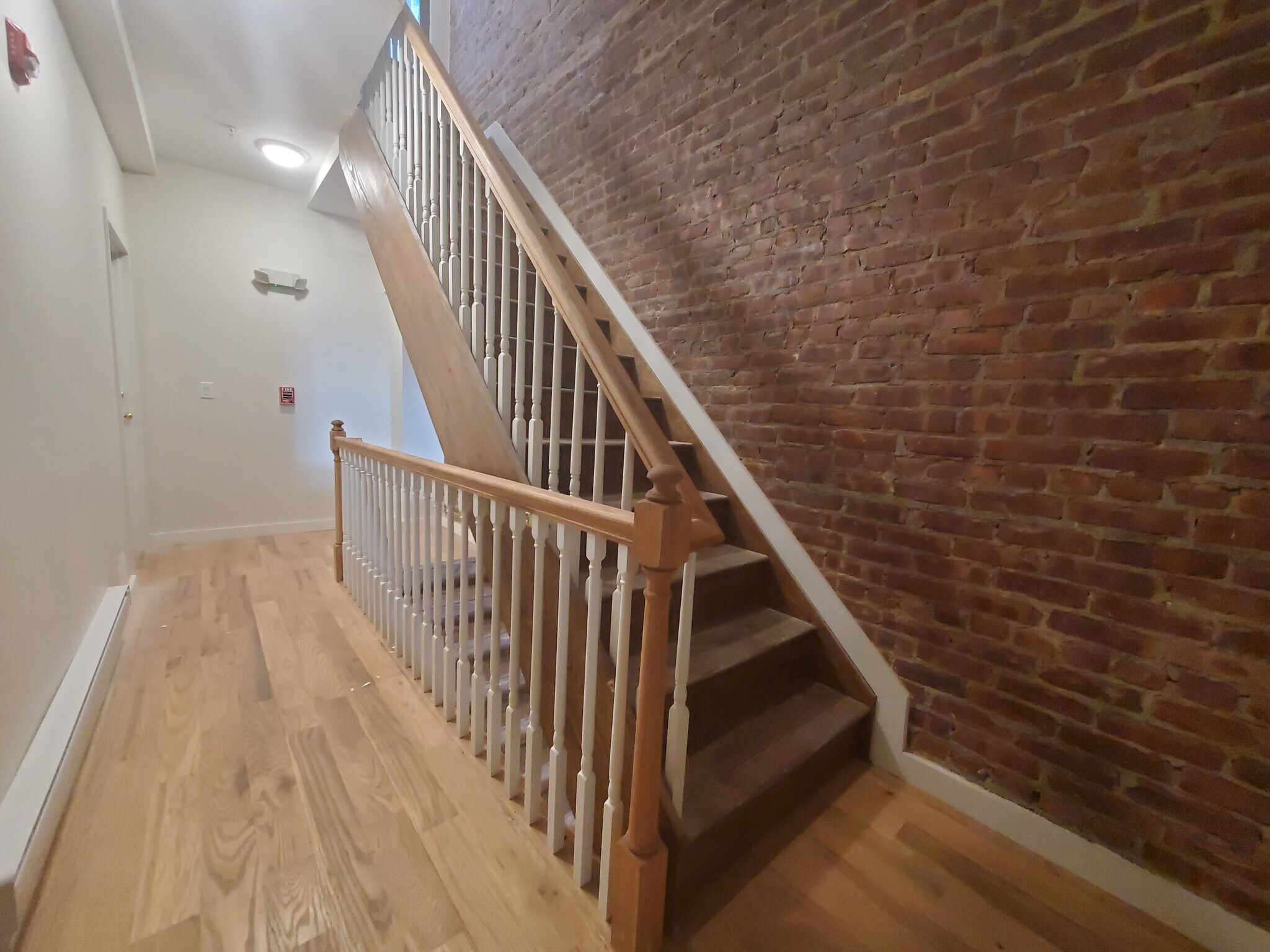 141 Monticello Ave 2 - 141 Monticello Ave