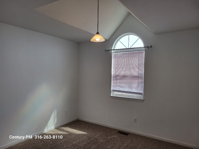 Building Photo - 16 Cedar Pointe Ct