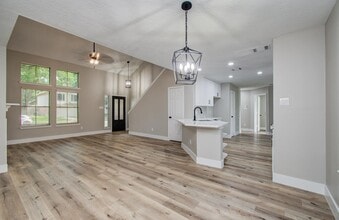 Building Photo - 5238 Timber Quail Dr
