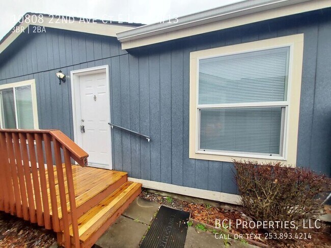 Building Photo - 10808 22nd Ave Ct E