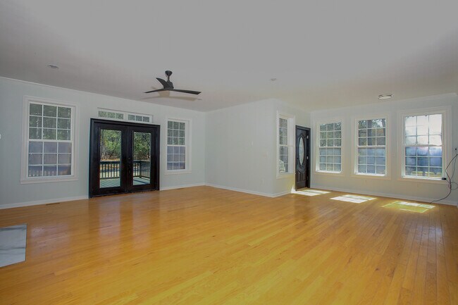 Building Photo - 1508 Mullis Rd