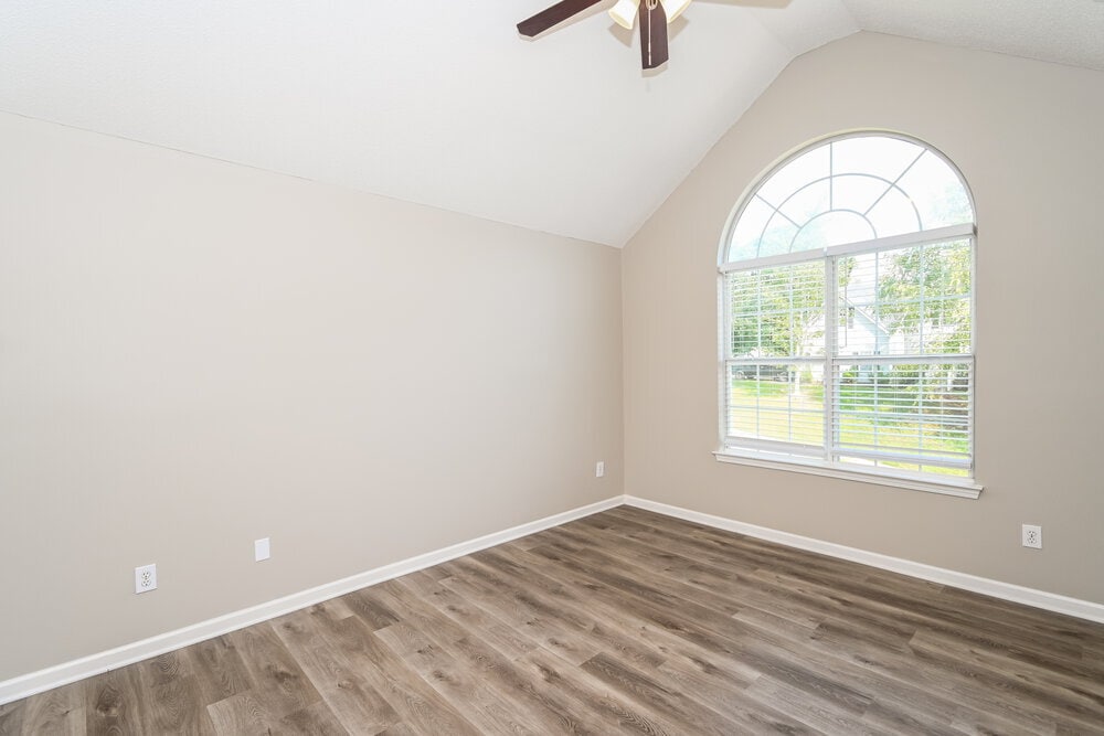 Building Photo - 3627 Lower Creek Dr