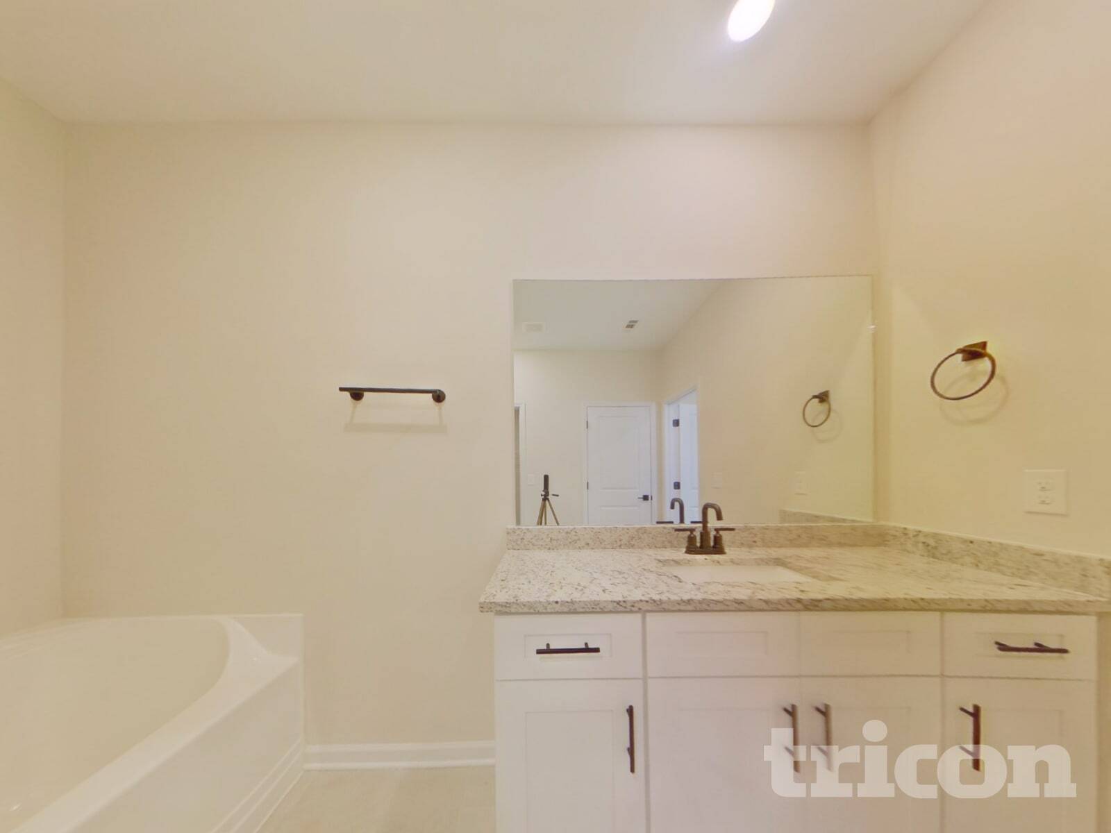 Building Photo - 3714 Saddle Bag Ct