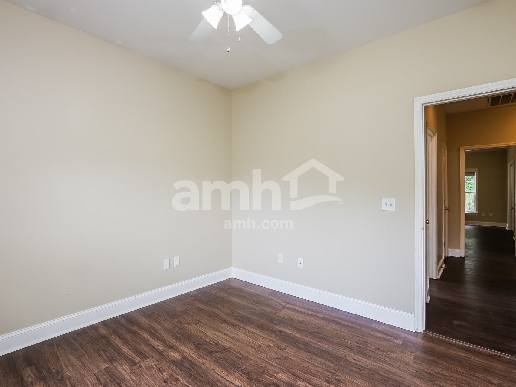 Building Photo - 41 Wintergreen Dr