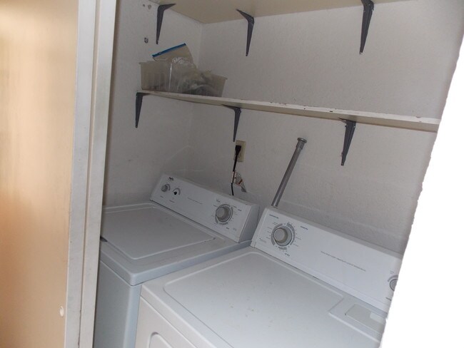 Building Photo - 3107 Isla Verde Cir