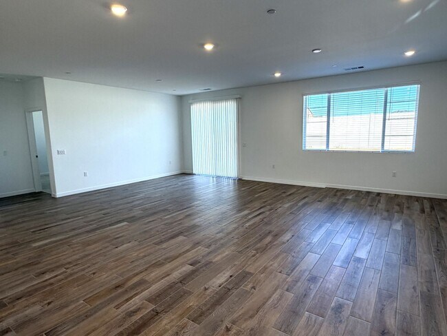 Building Photo - Highly Sought After Menifee Single Story-Just In Time for Summer