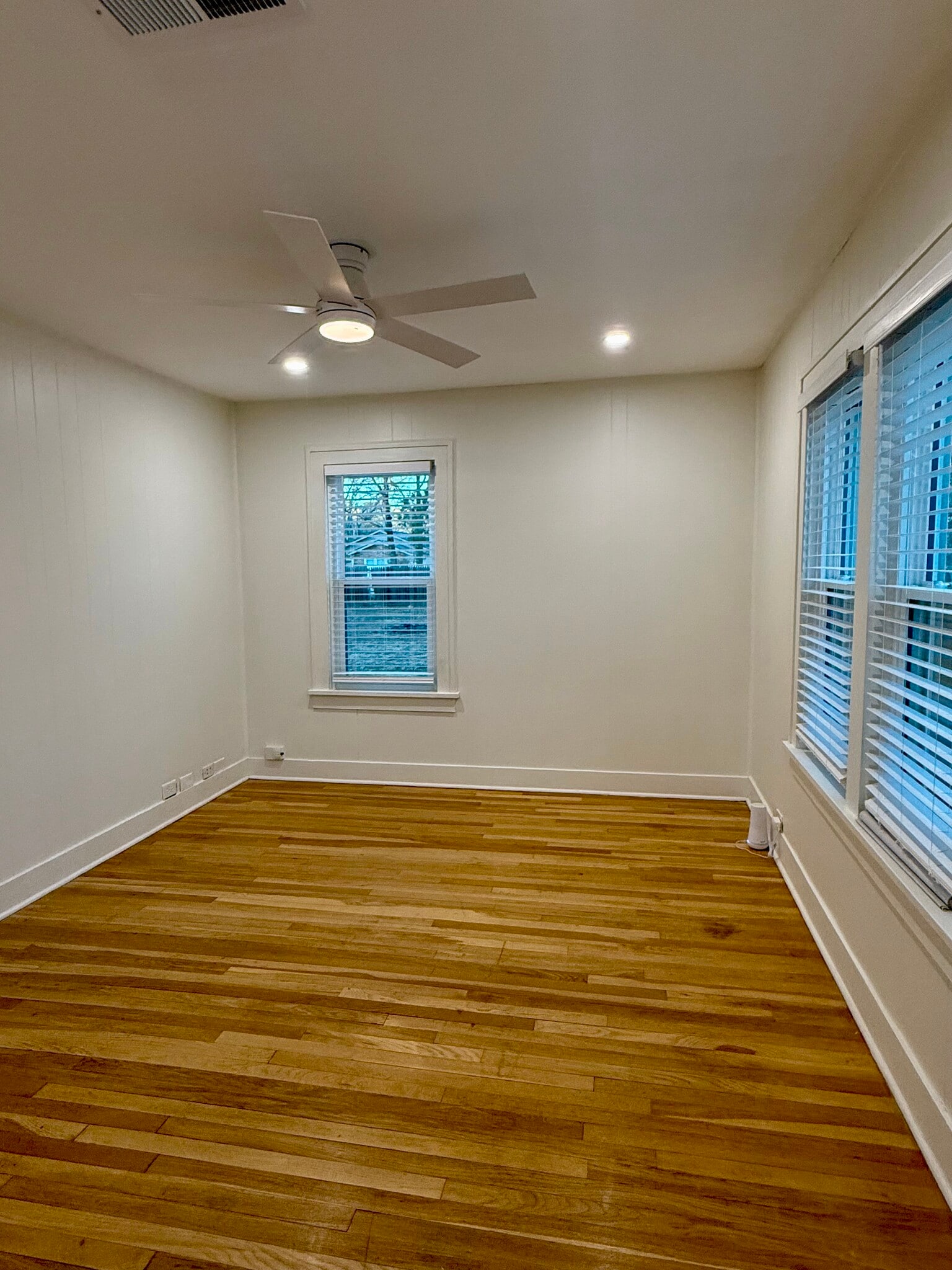 Building Photo - 2420 22nd St