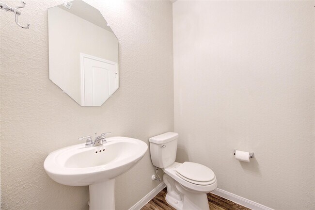 Building Photo - 3566 Paganini Pl