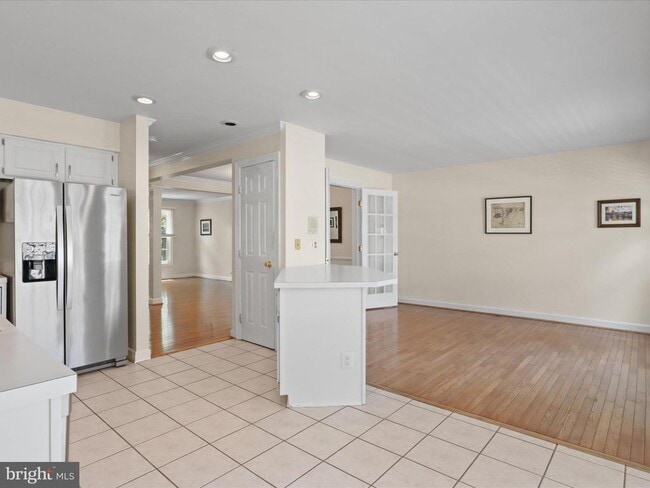 Building Photo - 7441 Heatherfield Ln