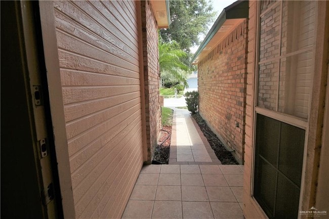 Building Photo - 3413 Warbler Ave