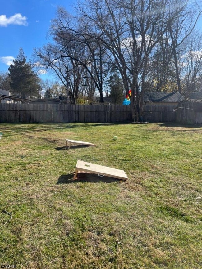 Building Photo - 16 Brookside Ave