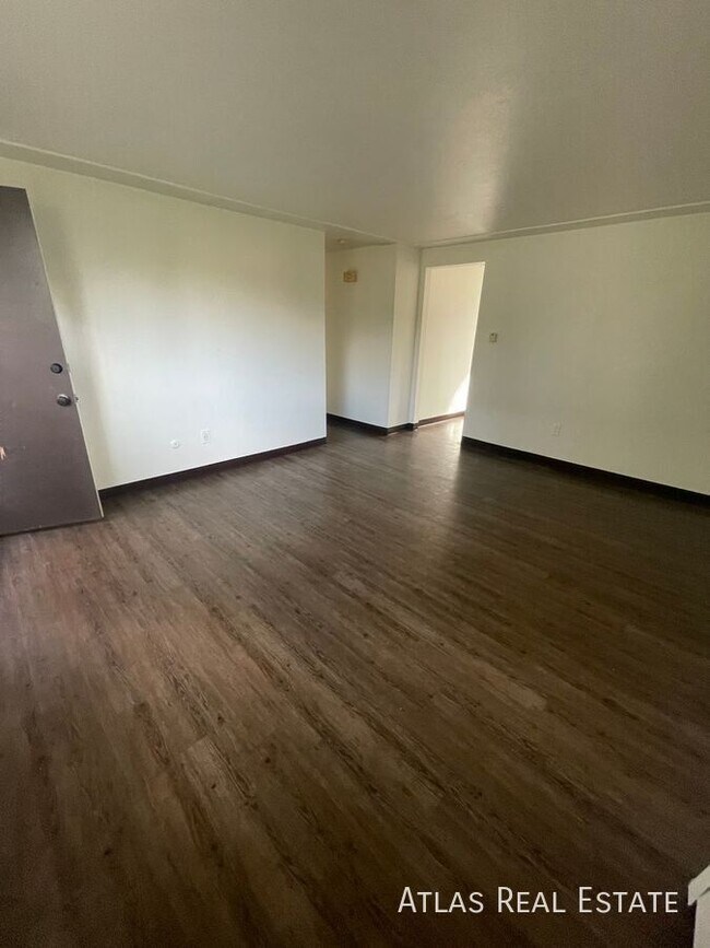 Building Photo - 6035 W 39th Ave