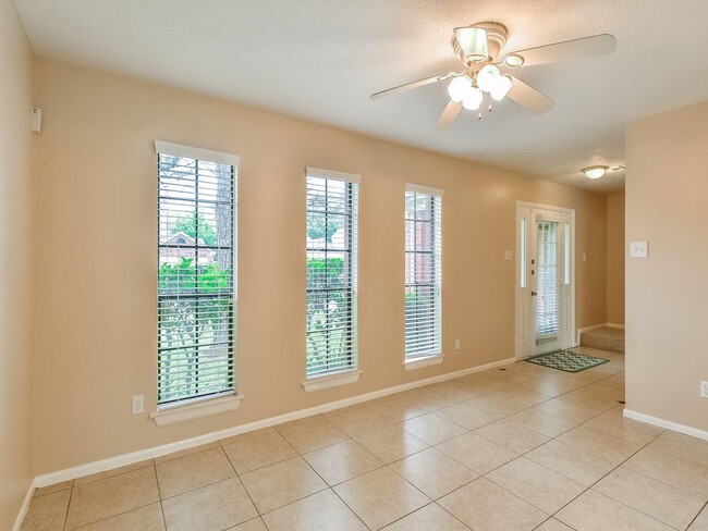 Building Photo - 14819 Cobre Valley Dr