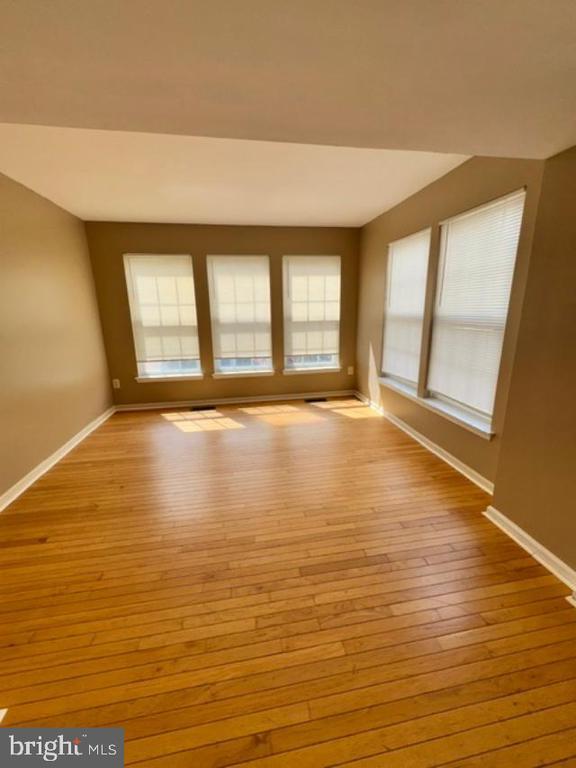 Building Photo - 202 Fox Trail