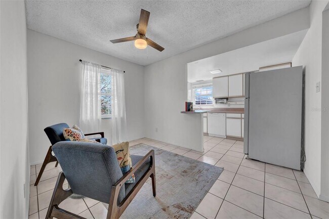 Building Photo - 1142 84th Terrace N