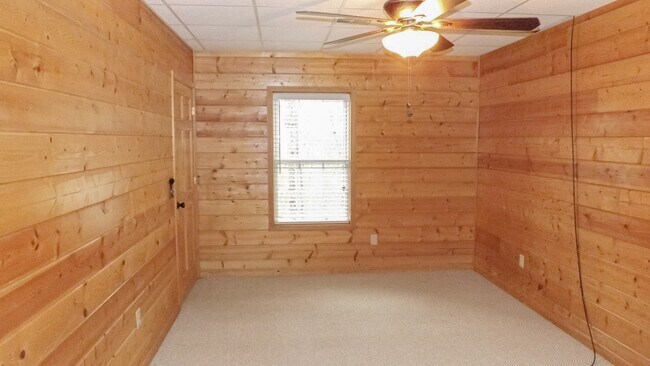 Building Photo - 103 K D Ln