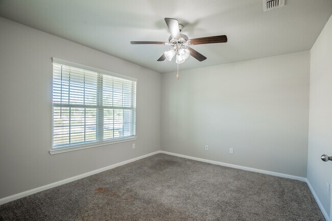 Building Photo - 1407 Wheatland Terrace Ln