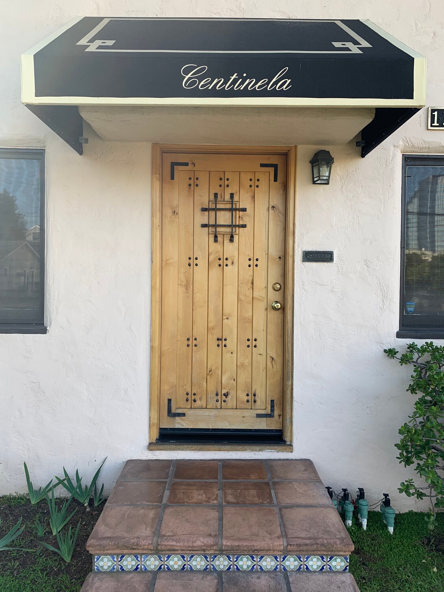 Building Photo - 1301 Centinela Ave