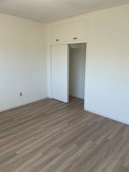 Building Photo - 376 Richfield Ave