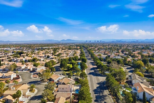 Building Photo - Updated 3-Bedroom Single-Story with 2-Car Garage