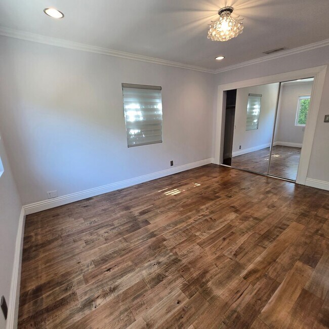 Building Photo - “Spacious West LA 3-Bedroom Home with Private Backyard & Modern Upgrades