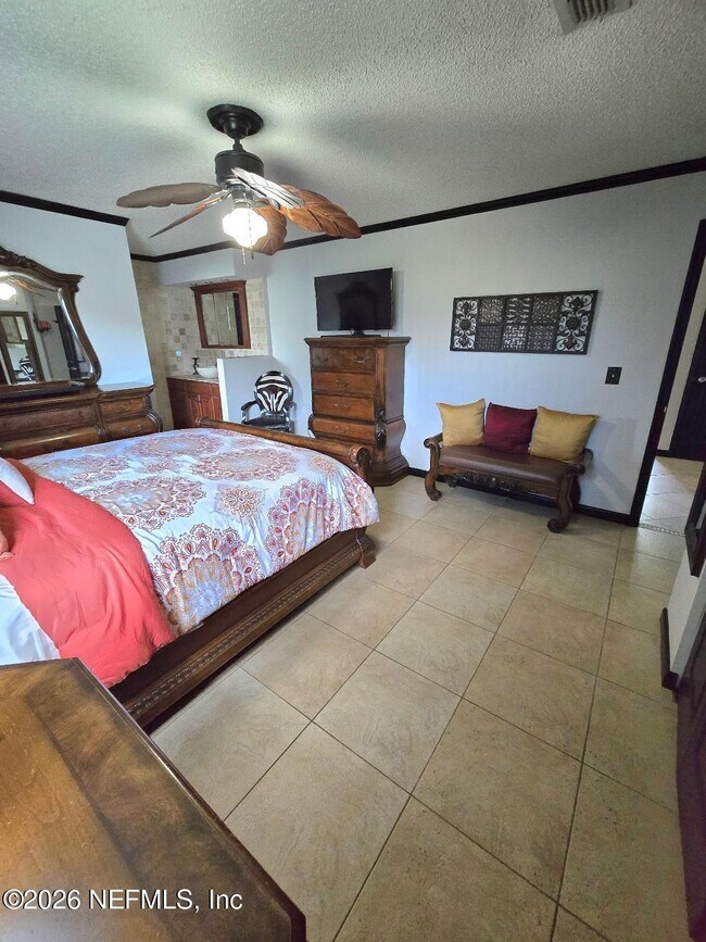 Building Photo - 6931 Cane Grass Ln E