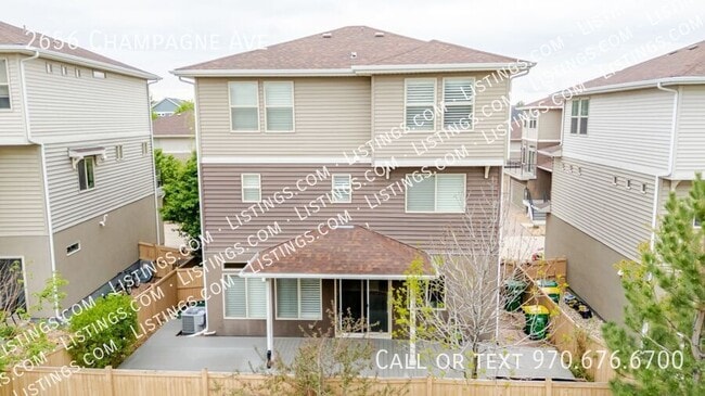 Building Photo - 2656 Champagne Ave