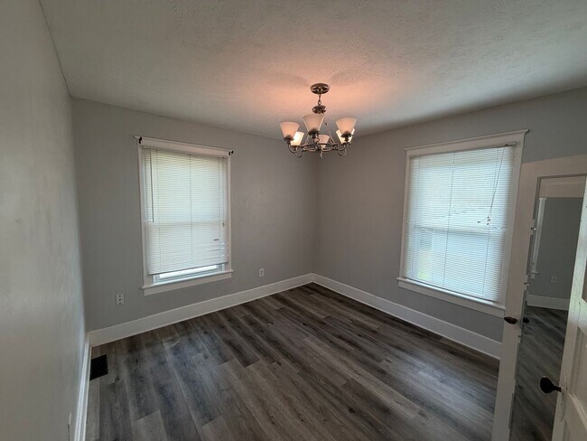 Building Photo - 2841 N 45th St