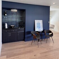 Building Photo - 1011 Hilldale Ave