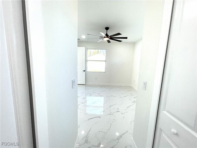 Building Photo - 1901 East 13th Street