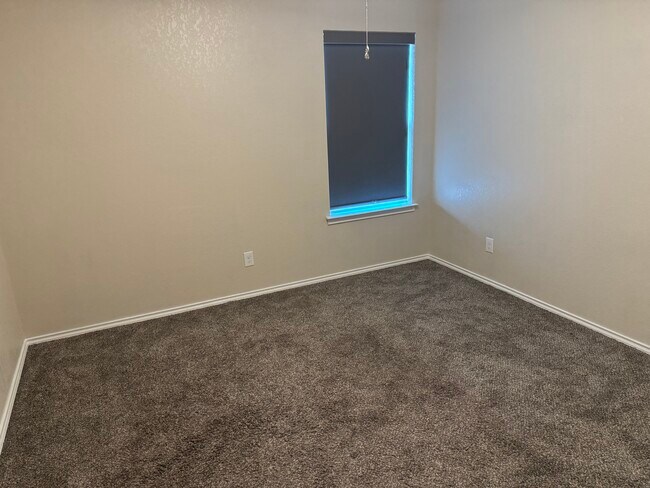 Building Photo - 532 Dusty Emerald