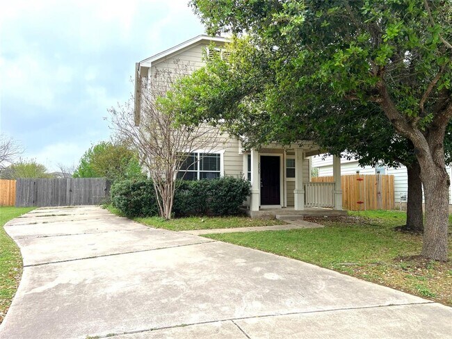 Primary Photo - 2829 Deerfern Ln