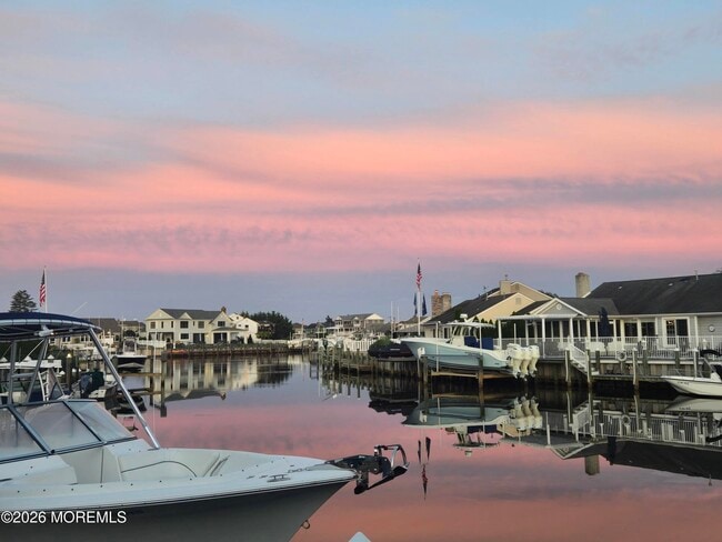 Building Photo - 1518 Laguna Dr