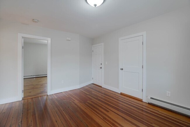 Building Photo - 321 Jefferson Ave