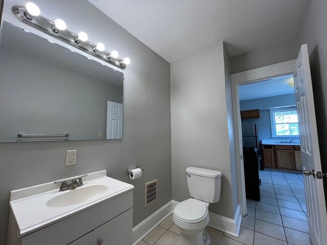 Building Photo - 3339 W.84th