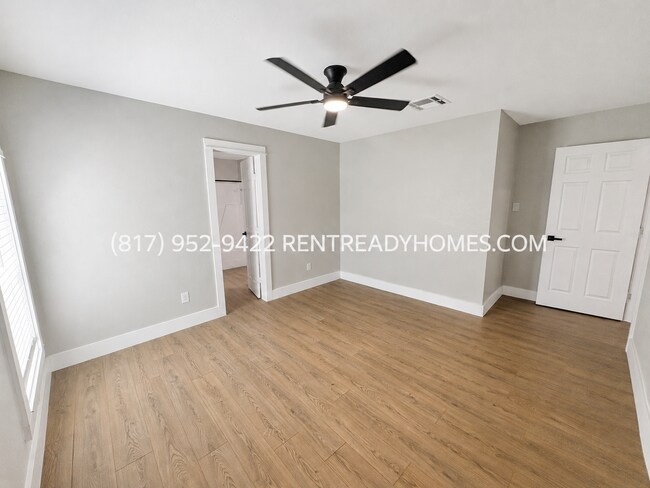 Building Photo - 6906 Feather Creek Dr