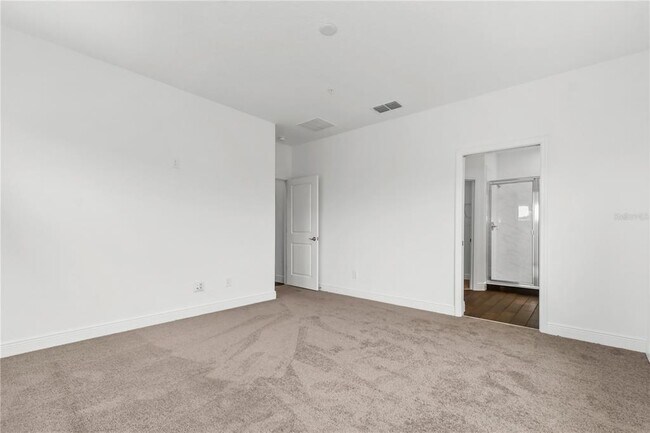 Building Photo - 14259 Kellogg Ave