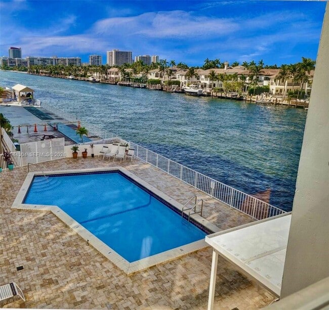 Building Photo - 1400 S Ocean Dr