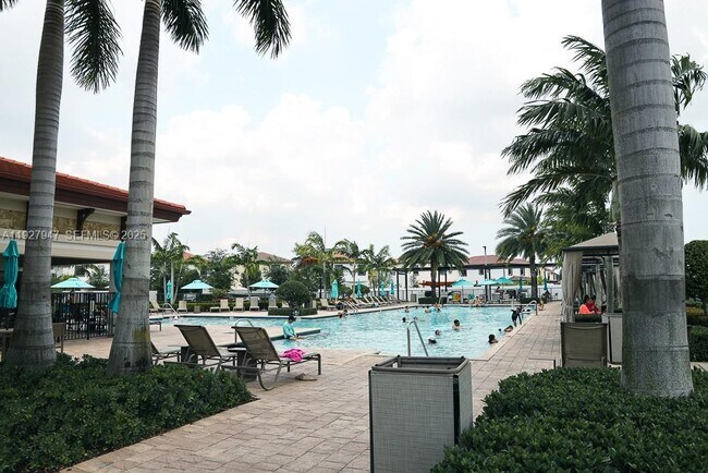 Building Photo - 3434 W 104th Terrace