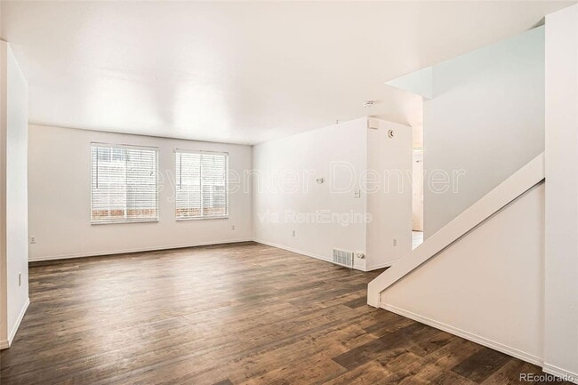 Building Photo - 8057 Bryant St